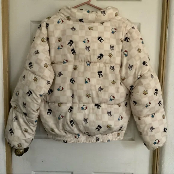 Hello Kitty & friends x forever 21 woman’s puffer jacket, size small - Picture 6 of 7